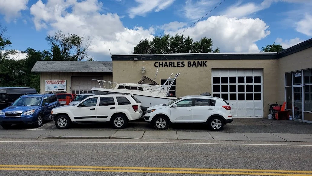 Charles-Bank Auto & Boat shop